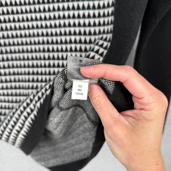 Title Nine Super Power Quarter Zip Sweater Size XS Houndstooth Geo Merino Wool - Picture 8 of 12